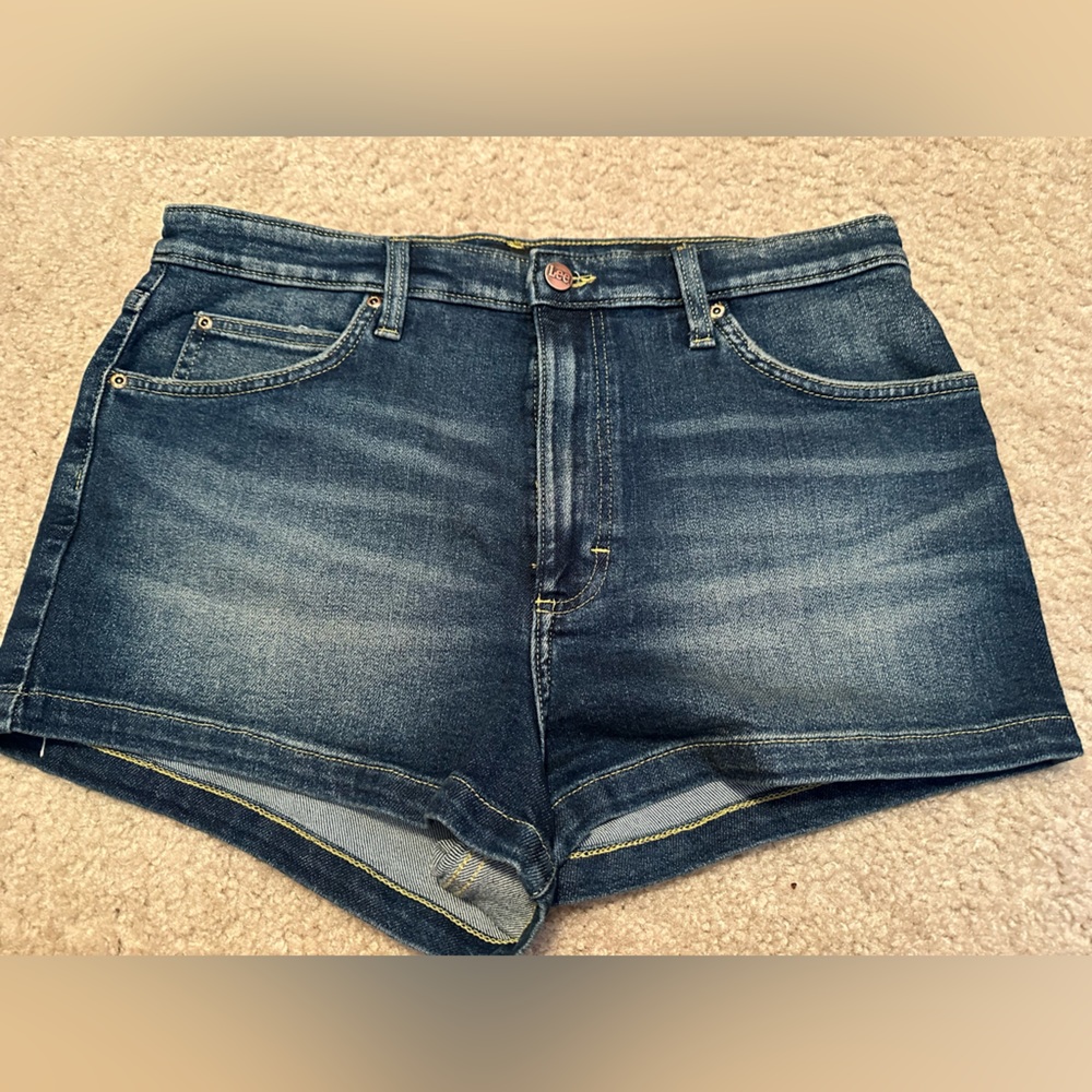 LEE high rise jean short
